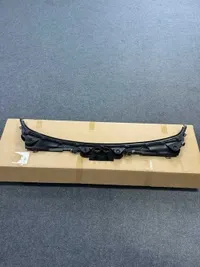 фото thumb №2, Жабо (планка склоощищувача) BMW F30 F31 F34 51717258177